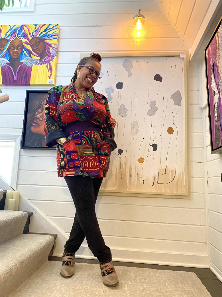 Kerry, artist and founder of Kreative Jungle